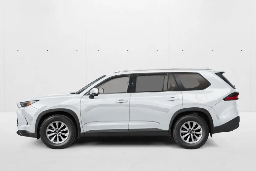 2026 Toyota Highlander XLE Hybrid photo 1