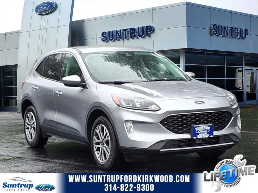 2022 Ford Escape SEL photo 1