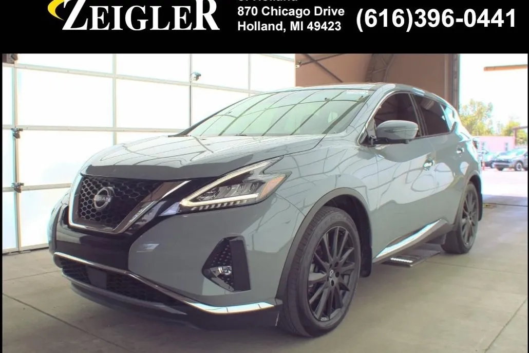 2023 Nissan Murano SL photo 1