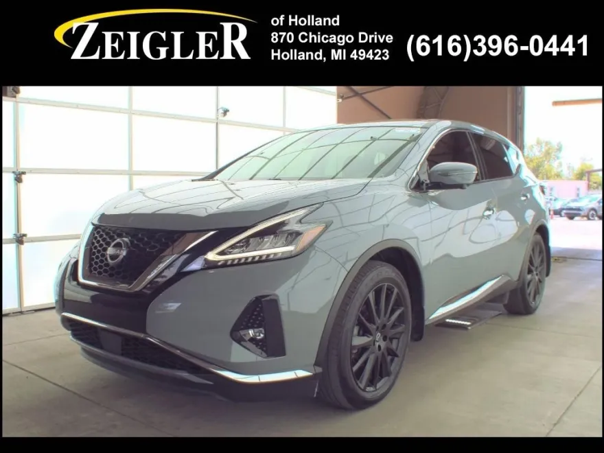 2023 Nissan Murano SL photo 1