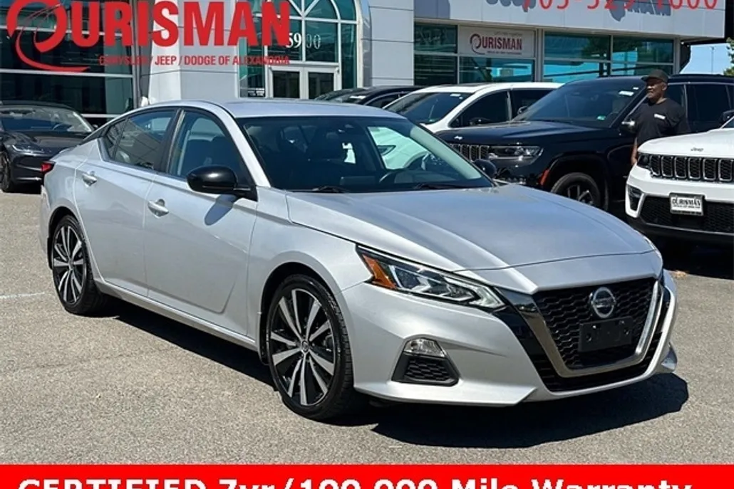 2020 Nissan Altima 2.5 SR photo 1