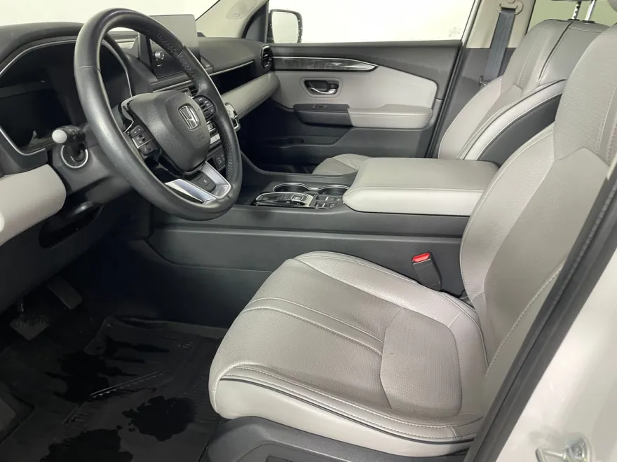 2023 Honda Pilot Elite photo 1