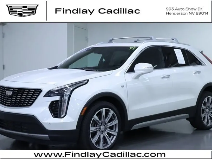 2022 Cadillac XT4 Premium Luxury photo 1