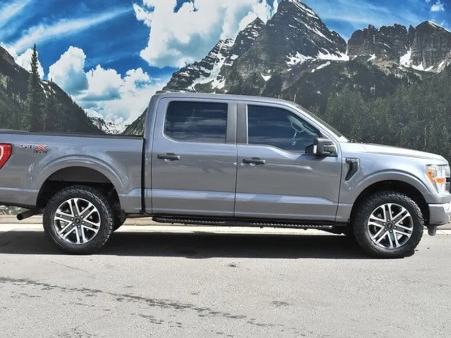 2021 Ford F-150 XL photo 1