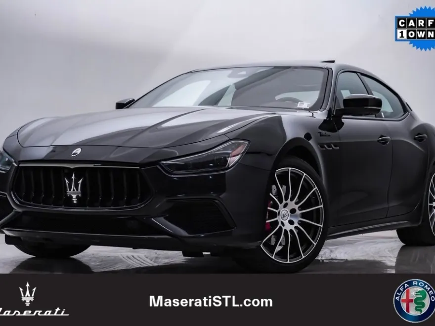 2023 Maserati Ghibli Modena Q4 photo 1