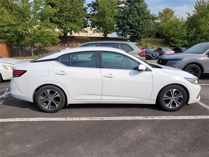 2023 Nissan Sentra SV photo 1