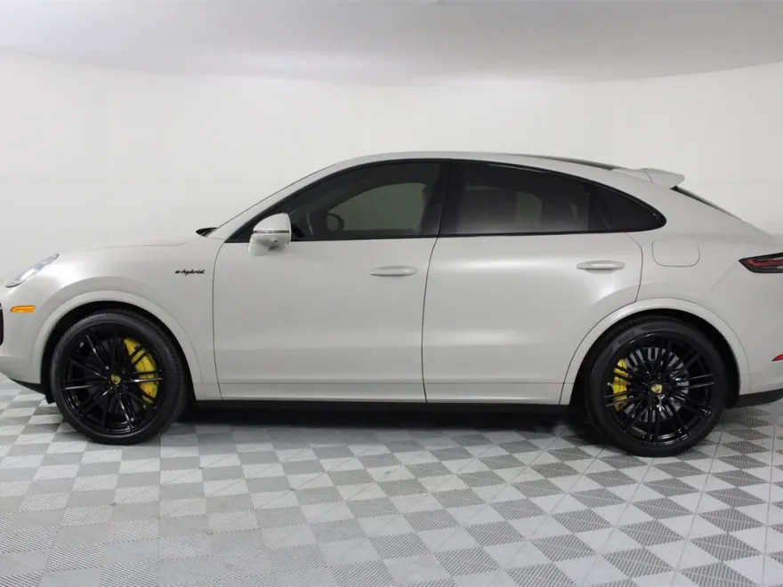 2023 Porsche Cayenne E-Hybrid Coupe Turbo S photo 1