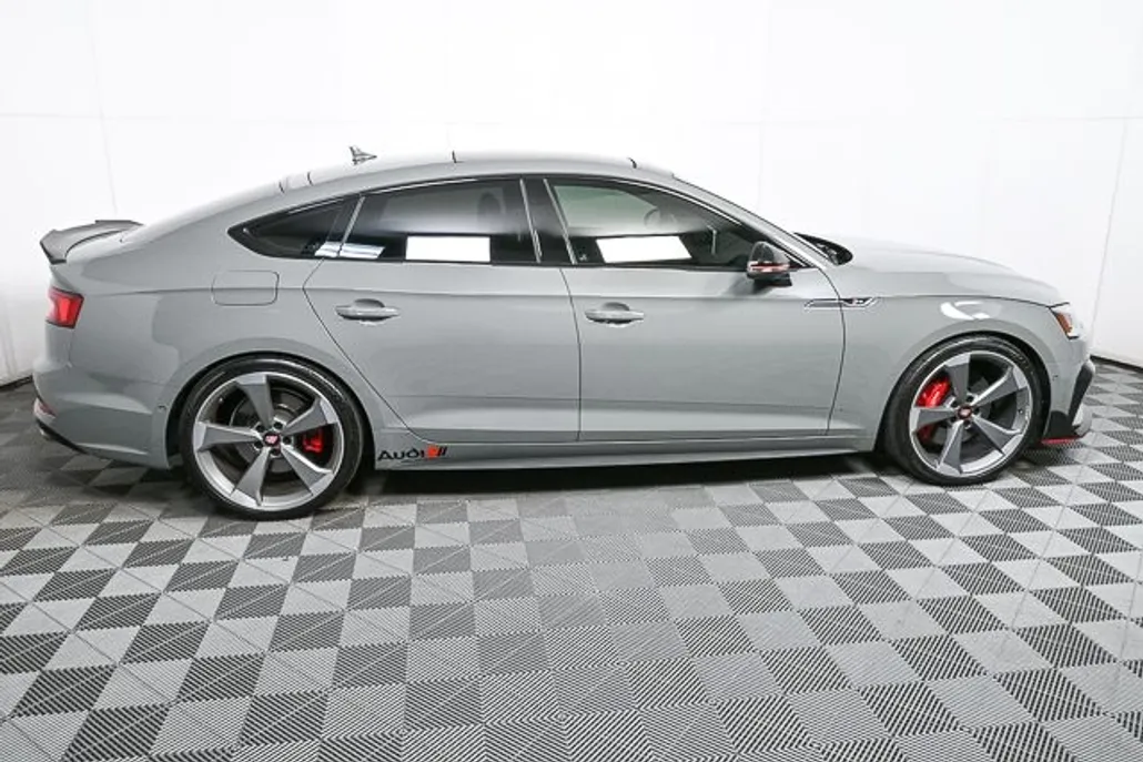 2019 Audi S5 Prestige photo 1