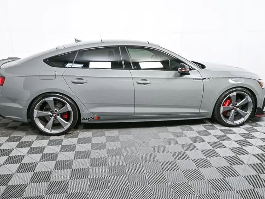 2019 Audi S5 Prestige photo 1