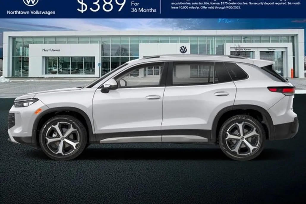 2025 Volkswagen Tiguan SE photo 1