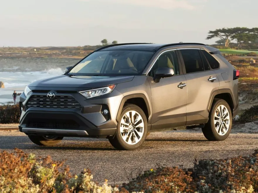 2019 Toyota RAV4 Limited photo 1