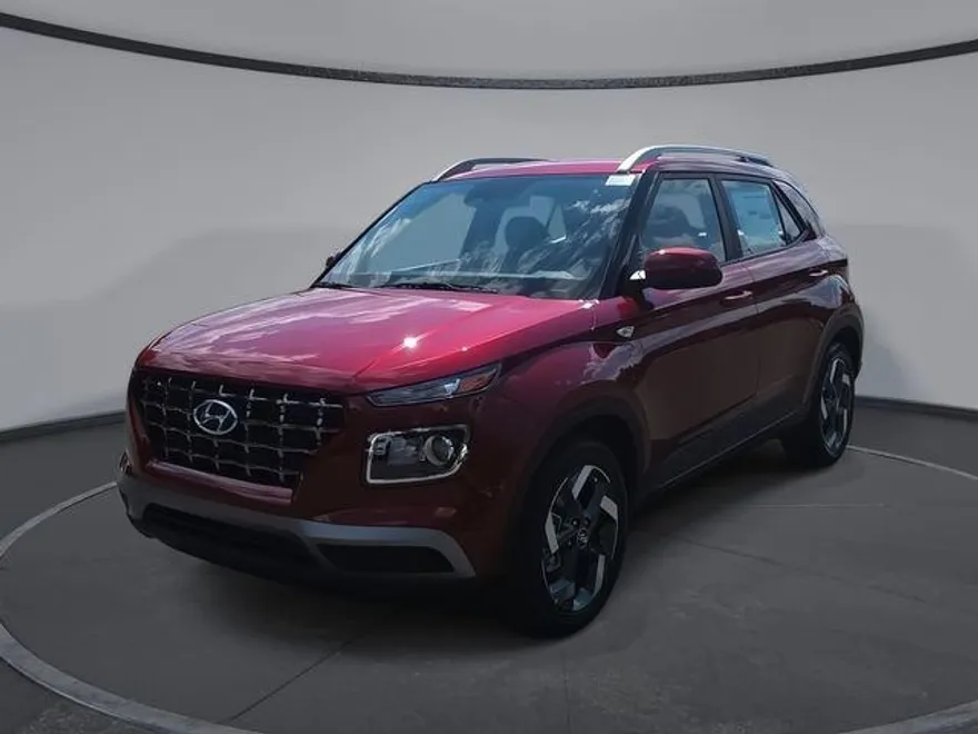 2025 Hyundai Venue SEL photo 1