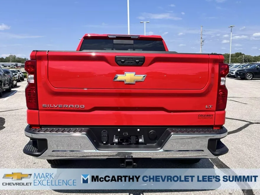 2025 Chevrolet Silverado 1500 LT photo 1
