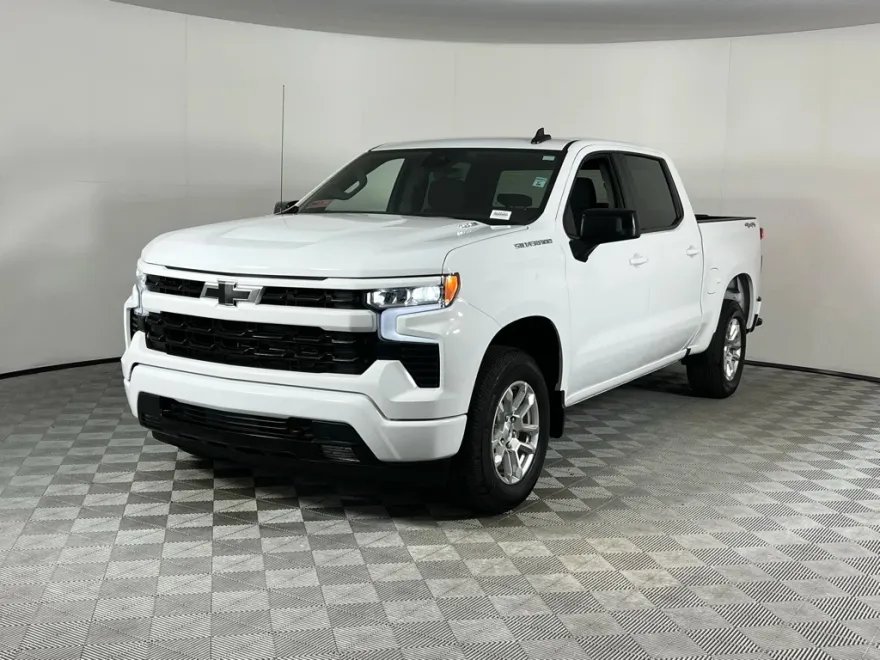 2024 Chevrolet Silverado 1500 RST photo 1