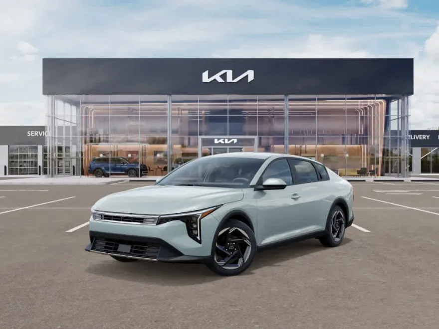 2025 Kia K4 EX photo 1