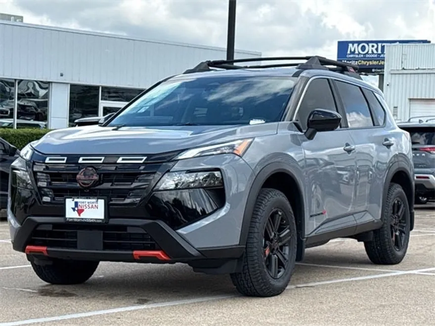 2026 Nissan Rogue SV photo 1