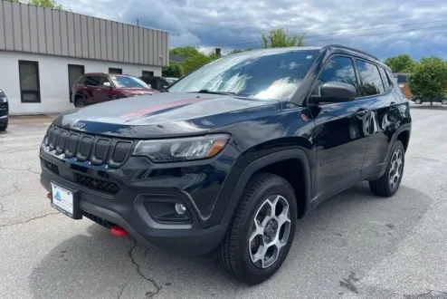 2022 Jeep Compass Trailhawk photo 2