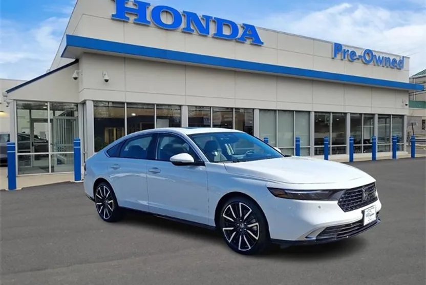 2025 Honda Accord Hybrid Touring photo 1