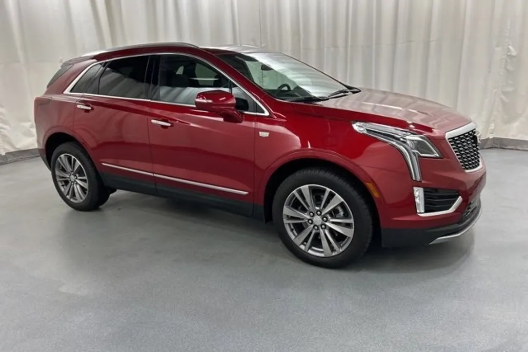 2025 Cadillac XT5 Premium Luxury photo 1