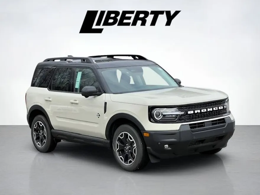 2025 Ford Bronco Sport Outer Banks photo 1