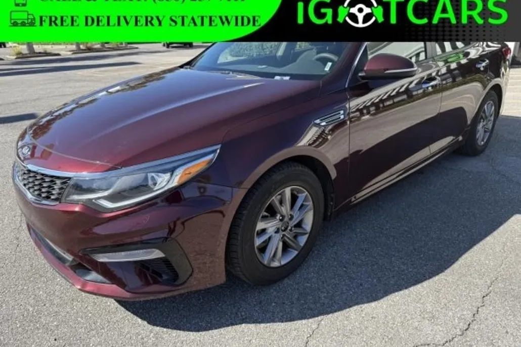 2020 Kia Optima LX photo 1