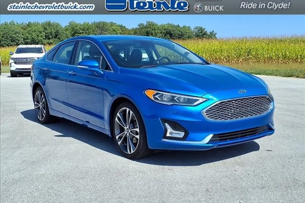 2020 Ford Fusion Titanium photo 1