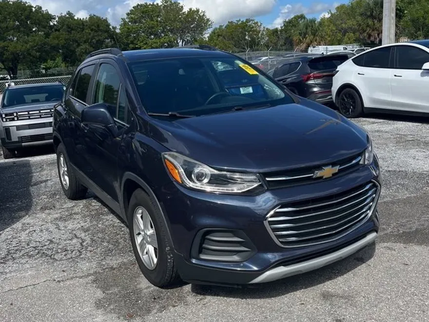 2018 Chevrolet Trax LT photo 1