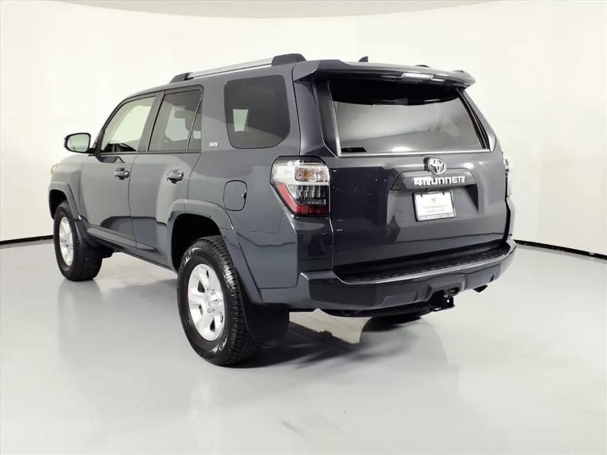 2024 Toyota 4Runner SR5 photo 1