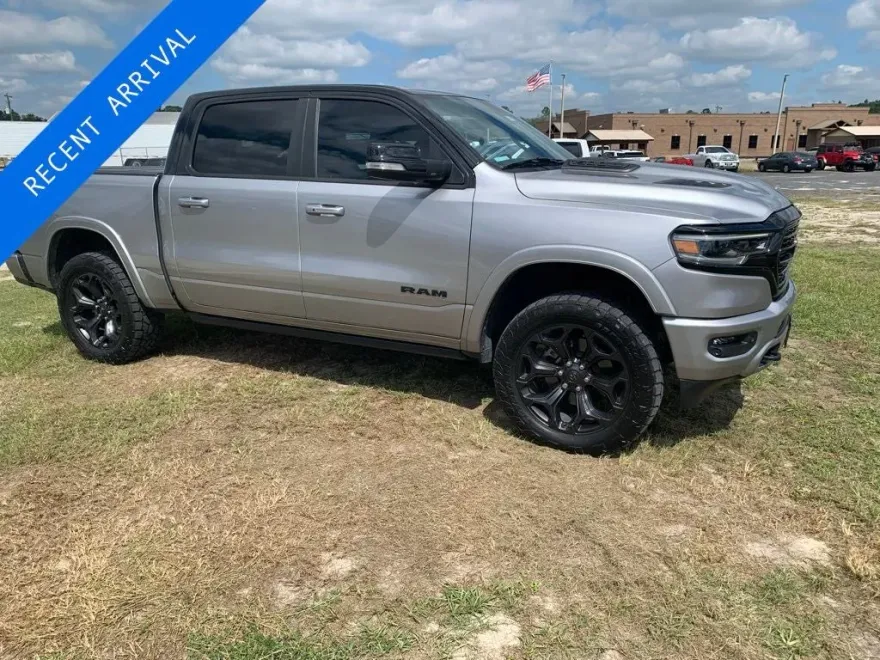 2022 Ram 1500 Limited Night Edition photo 1