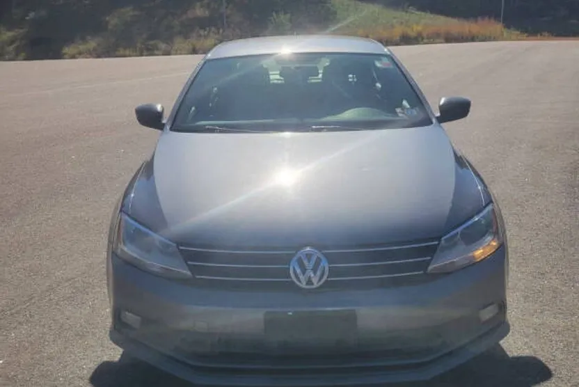 2015 Volkswagen Jetta Sport photo 1