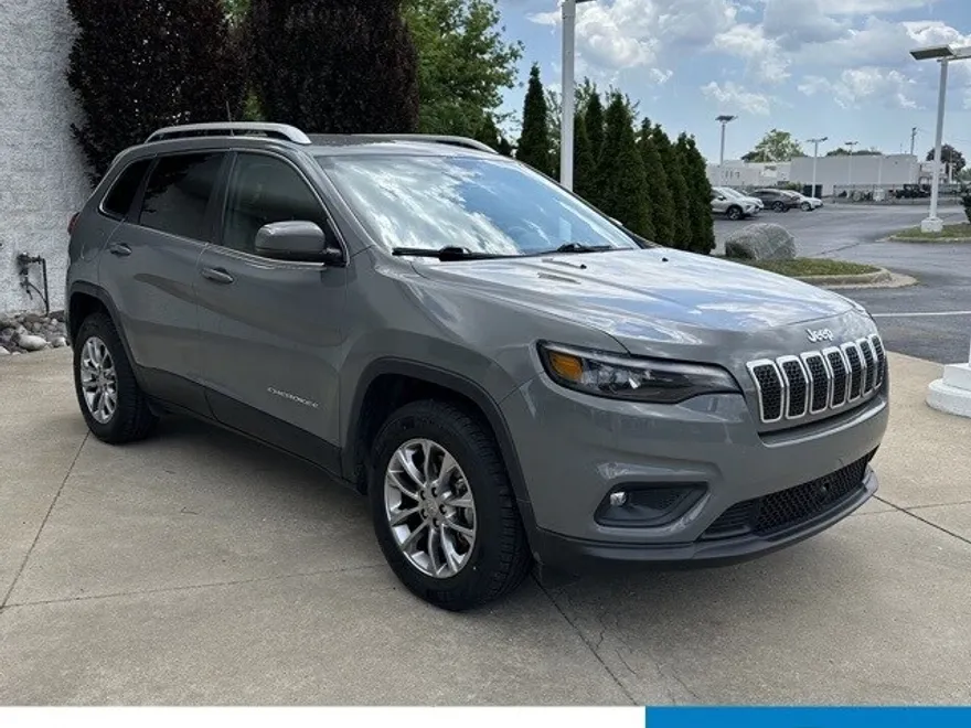 2021 Jeep Cherokee Latitude Lux photo 1