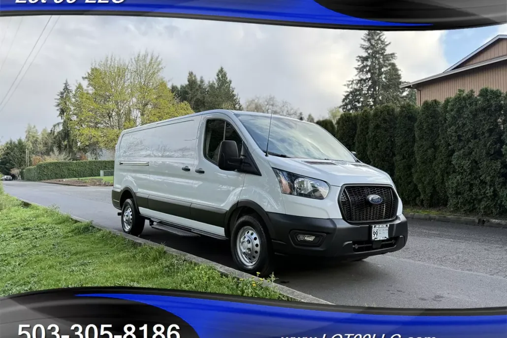 2021 Ford Transit Cargo Van photo 1