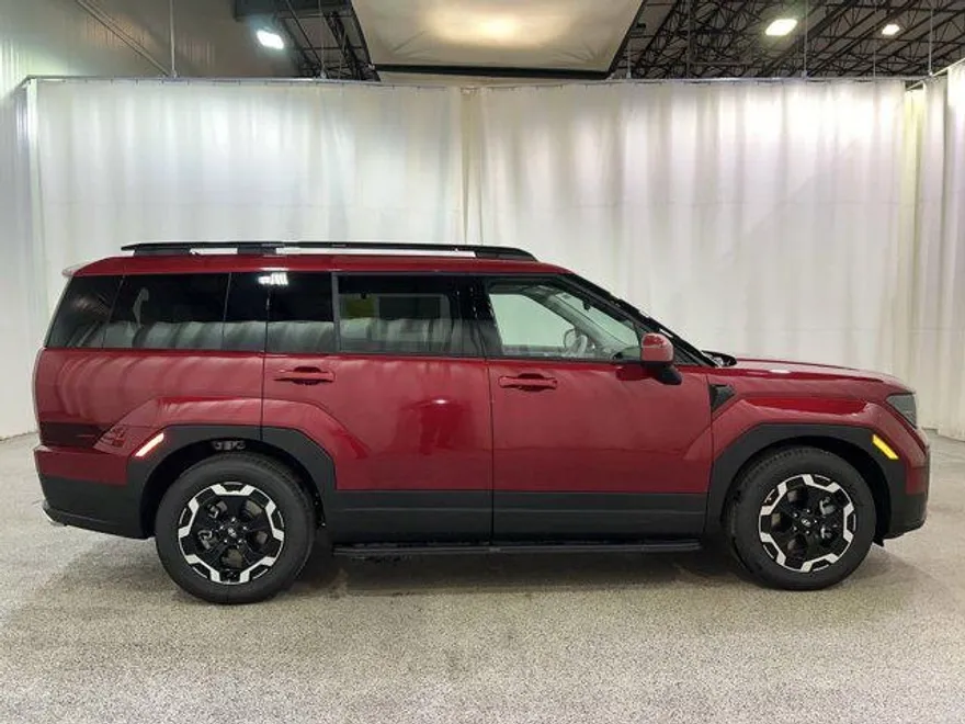 2025 Hyundai Santa Fe SEL photo 1