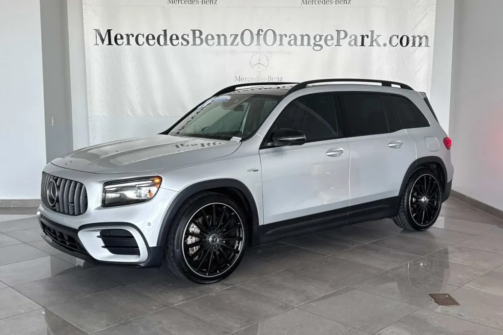 2024 Mercedes Benz GLB AMG 35 4MATIC photo 1