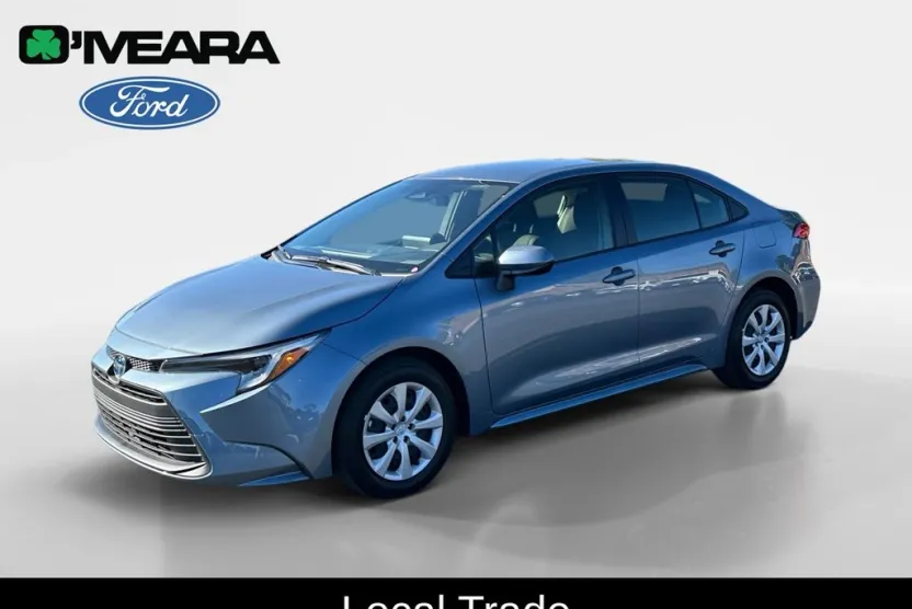 2024 Toyota Corolla Hybrid LE photo 1