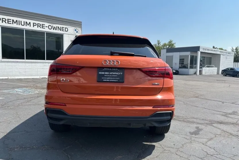 2024 Audi Q3 S line Premium photo 1