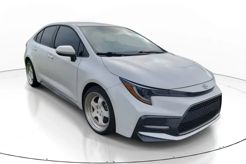 2021 Toyota Corolla SE photo 1