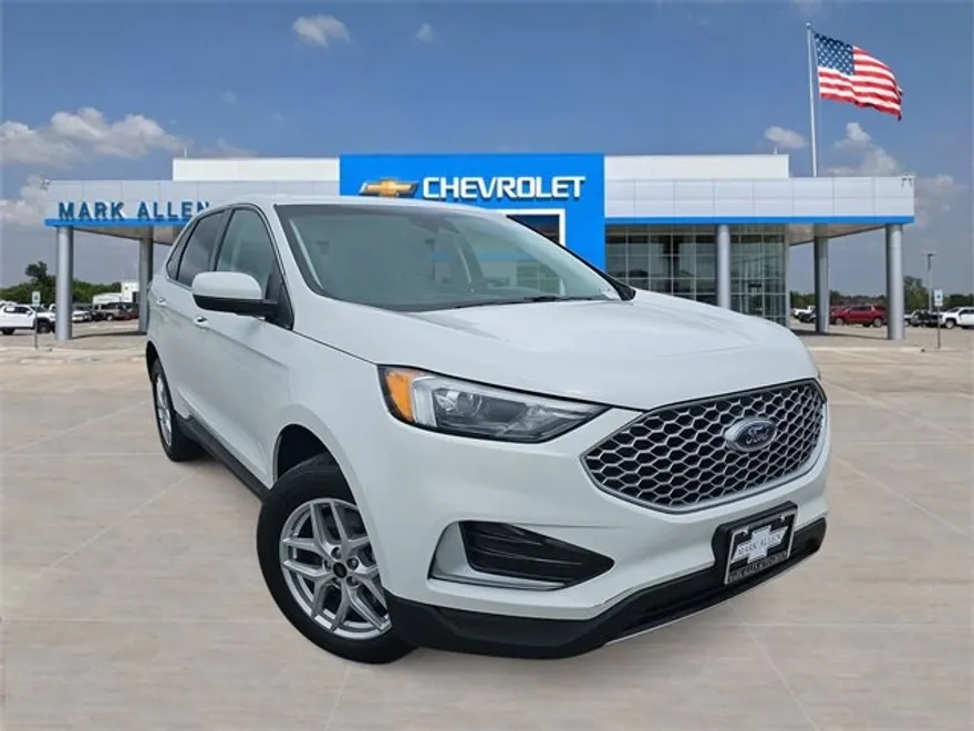 2024 Ford Edge SEL photo 1