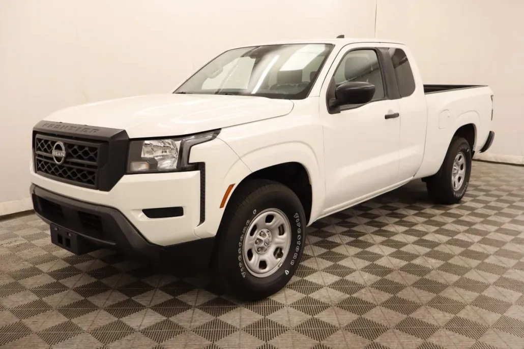 2023 Nissan Frontier S photo 1