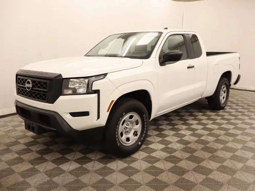 2023 Nissan Frontier S photo 1