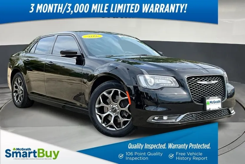 2016 Chrysler 300 photo 1