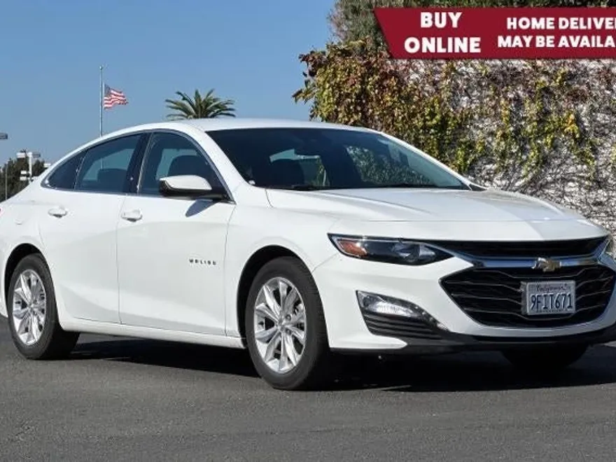 2023 Chevrolet Malibu 1LT photo 1