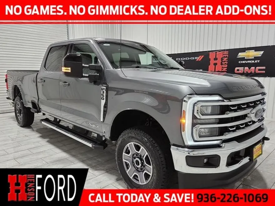 2025 Ford F-350 Lariat photo 1