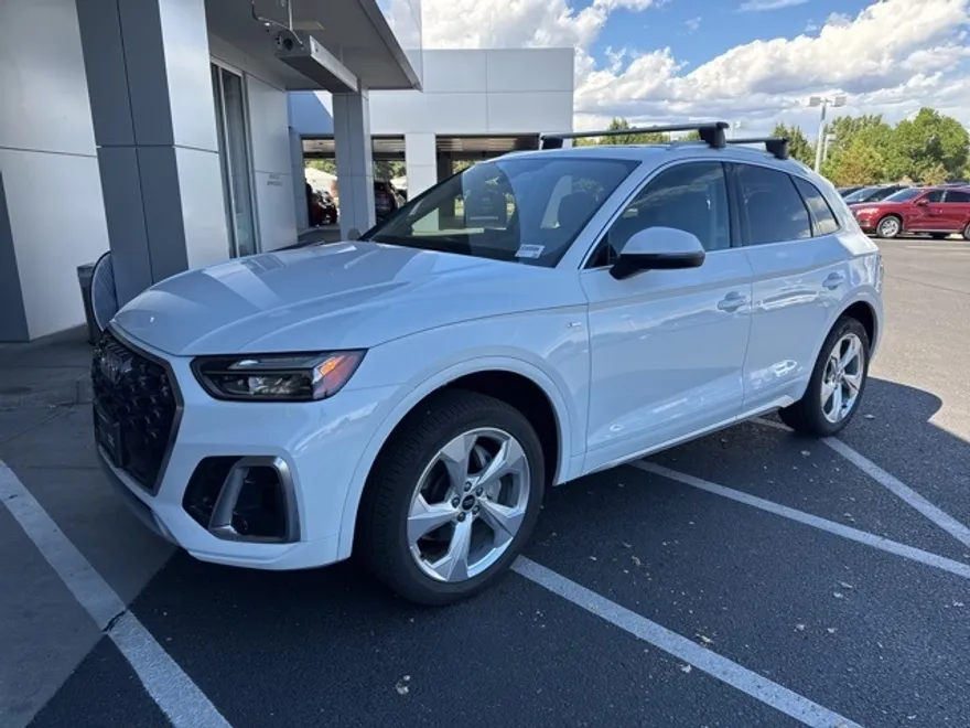 2025 Audi Q5 45 S line Premium Plus photo 1