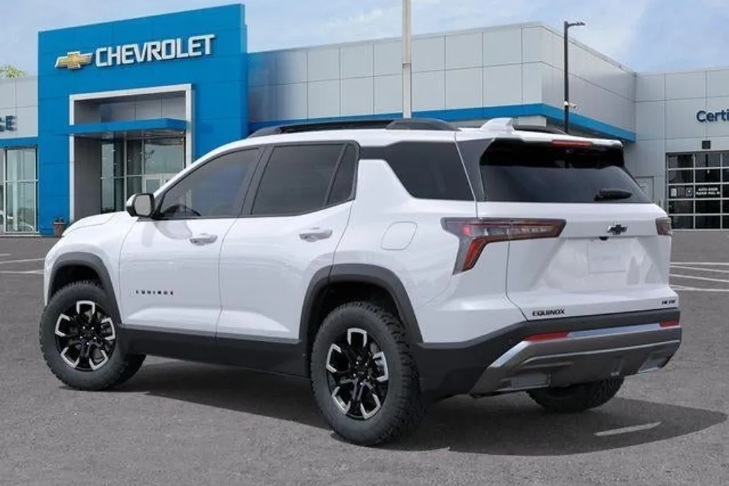 2026 Chevrolet Equinox ACTIV photo 1