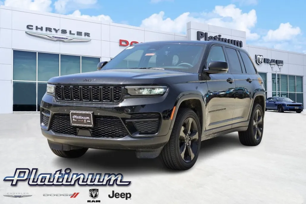 2024 Jeep Grand Cherokee Altitude photo 1