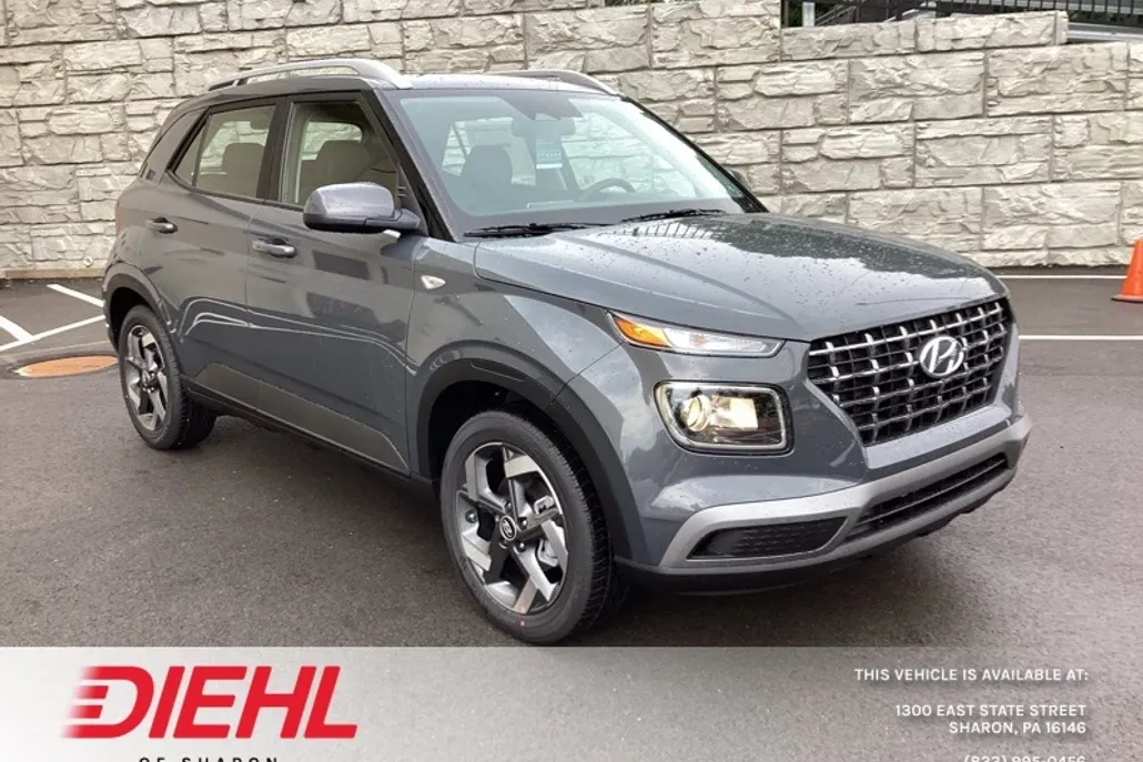 2025 Hyundai Venue SEL photo 1