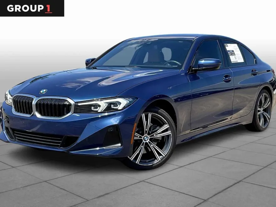 2023 Bmw 330i photo 1