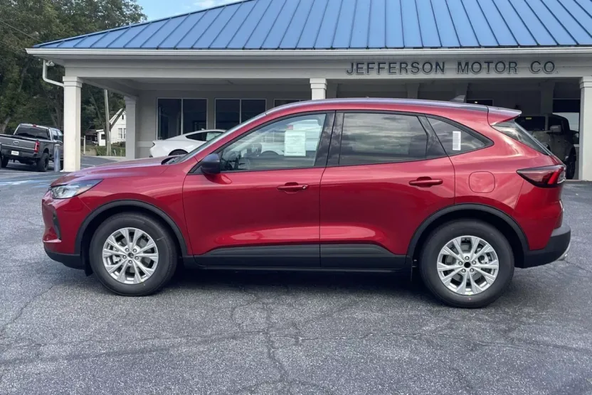 2025 Ford Escape Active photo 1