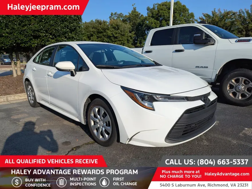 2024 Toyota Corolla LE photo 1